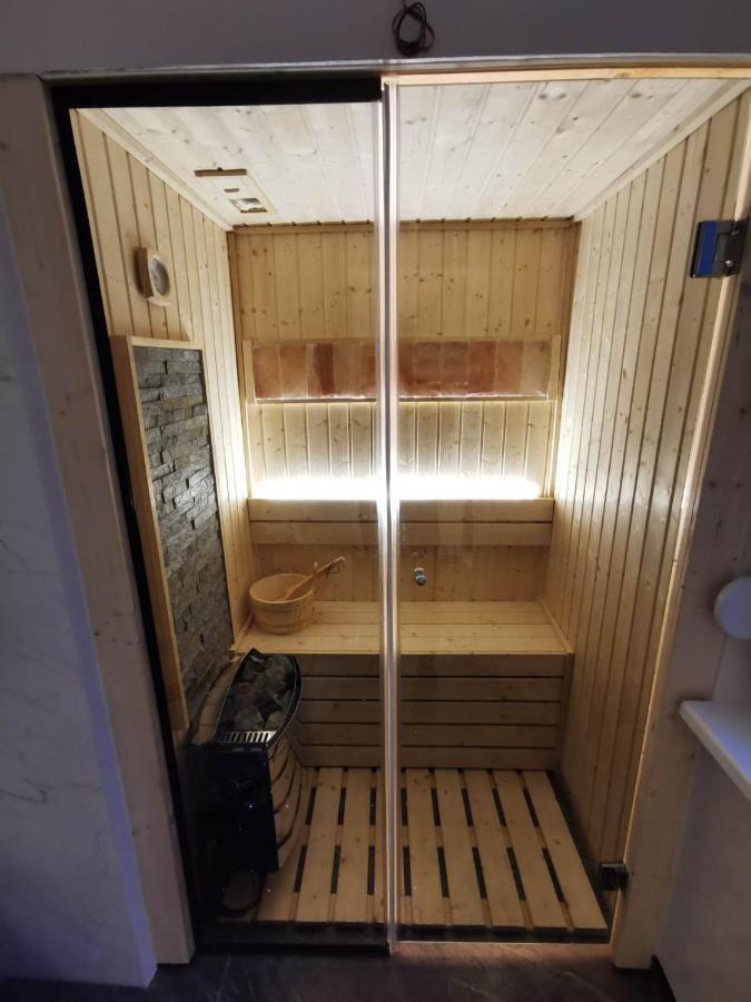 Princ Lux Spa With Free Parking Novi Sad Dış mekan fotoğraf